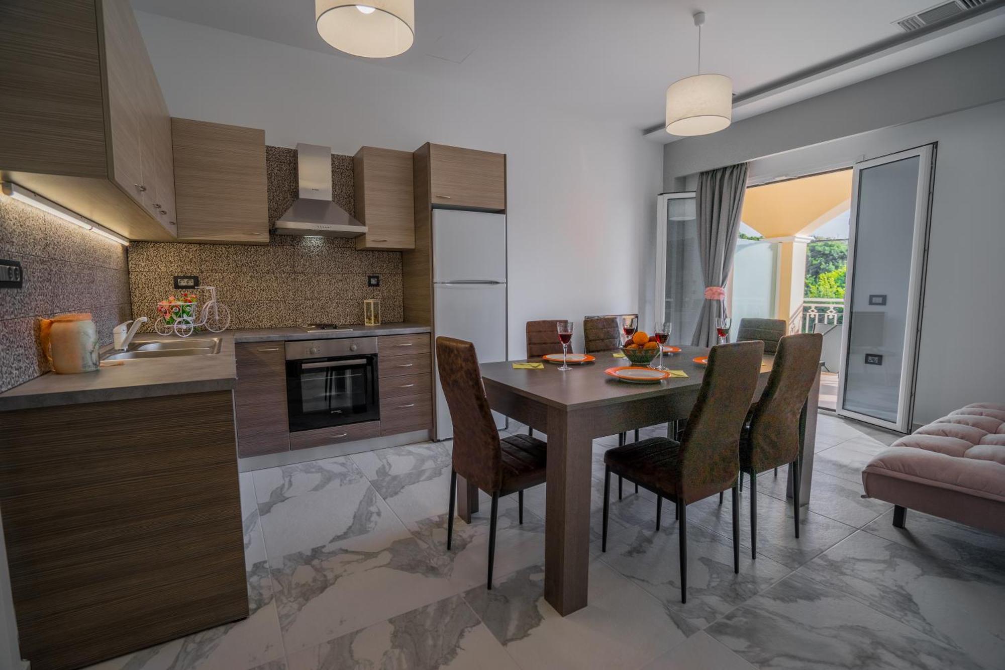 Katsaros Luxury Apts II 5 Min Walk To Beach Τσιλιβί Εξωτερικό φωτογραφία