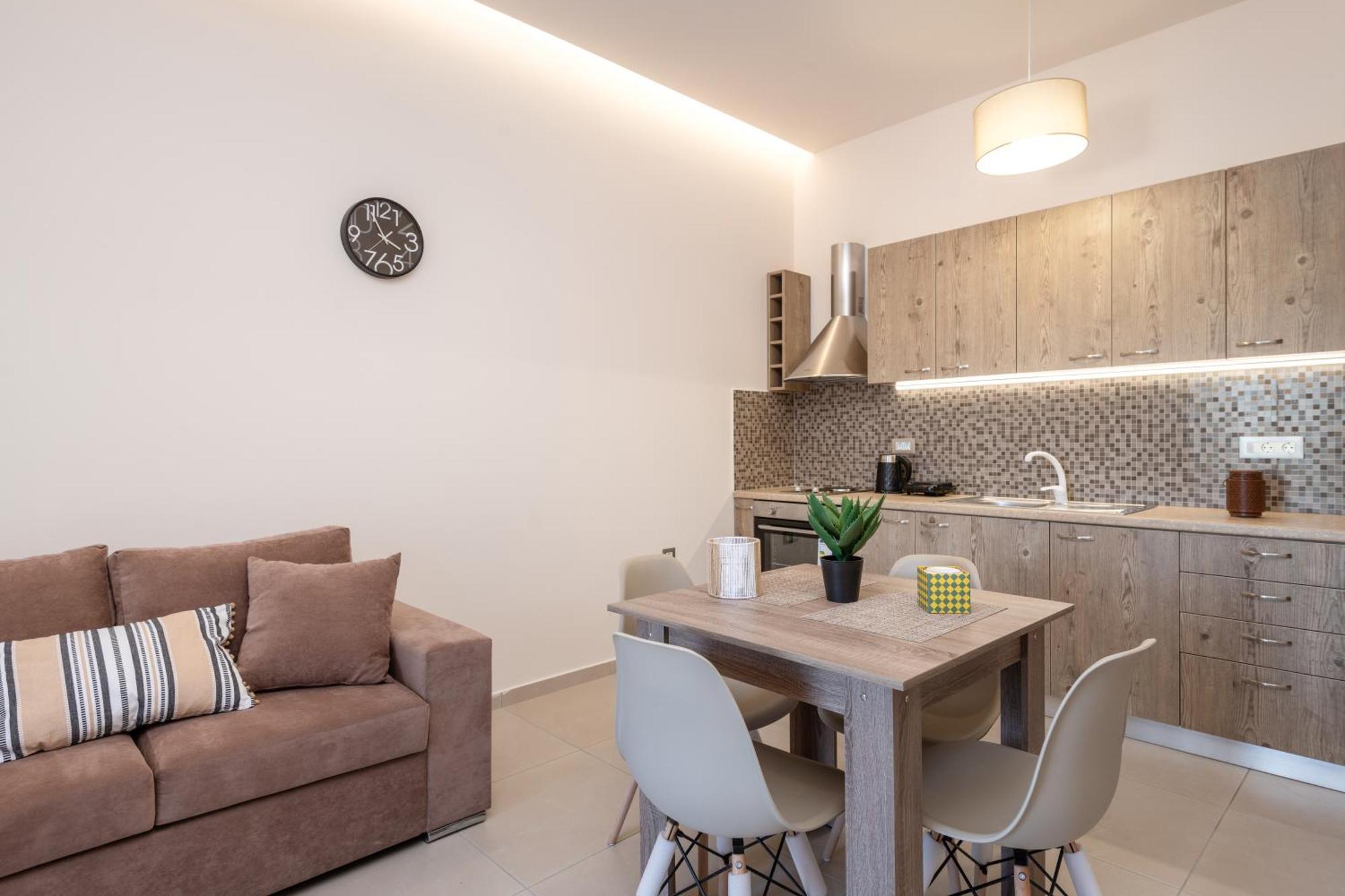 Katsaros Luxury Apts II 5 Min Walk To Beach Τσιλιβί Εξωτερικό φωτογραφία