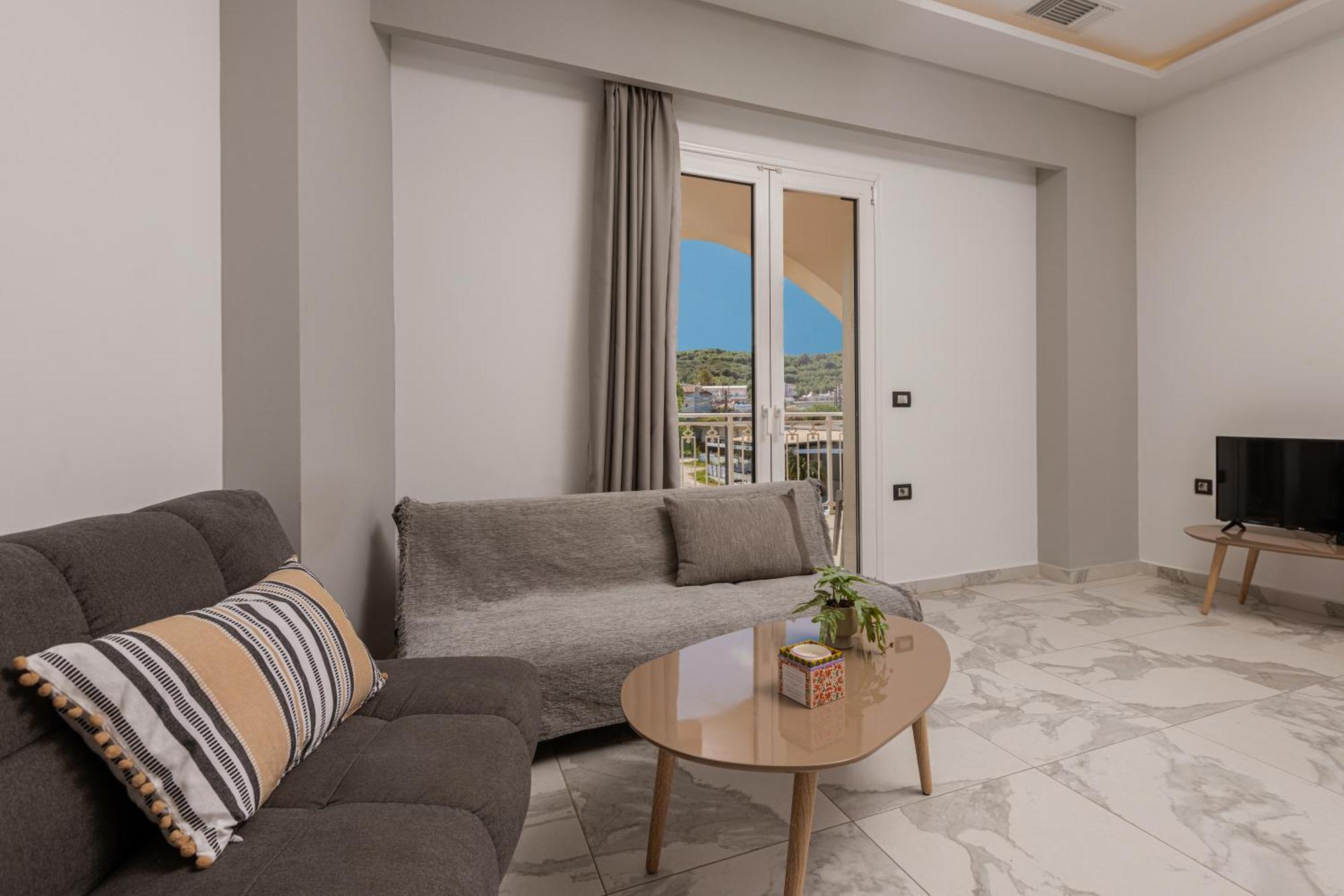 Katsaros Luxury Apts II 5 Min Walk To Beach Τσιλιβί Εξωτερικό φωτογραφία