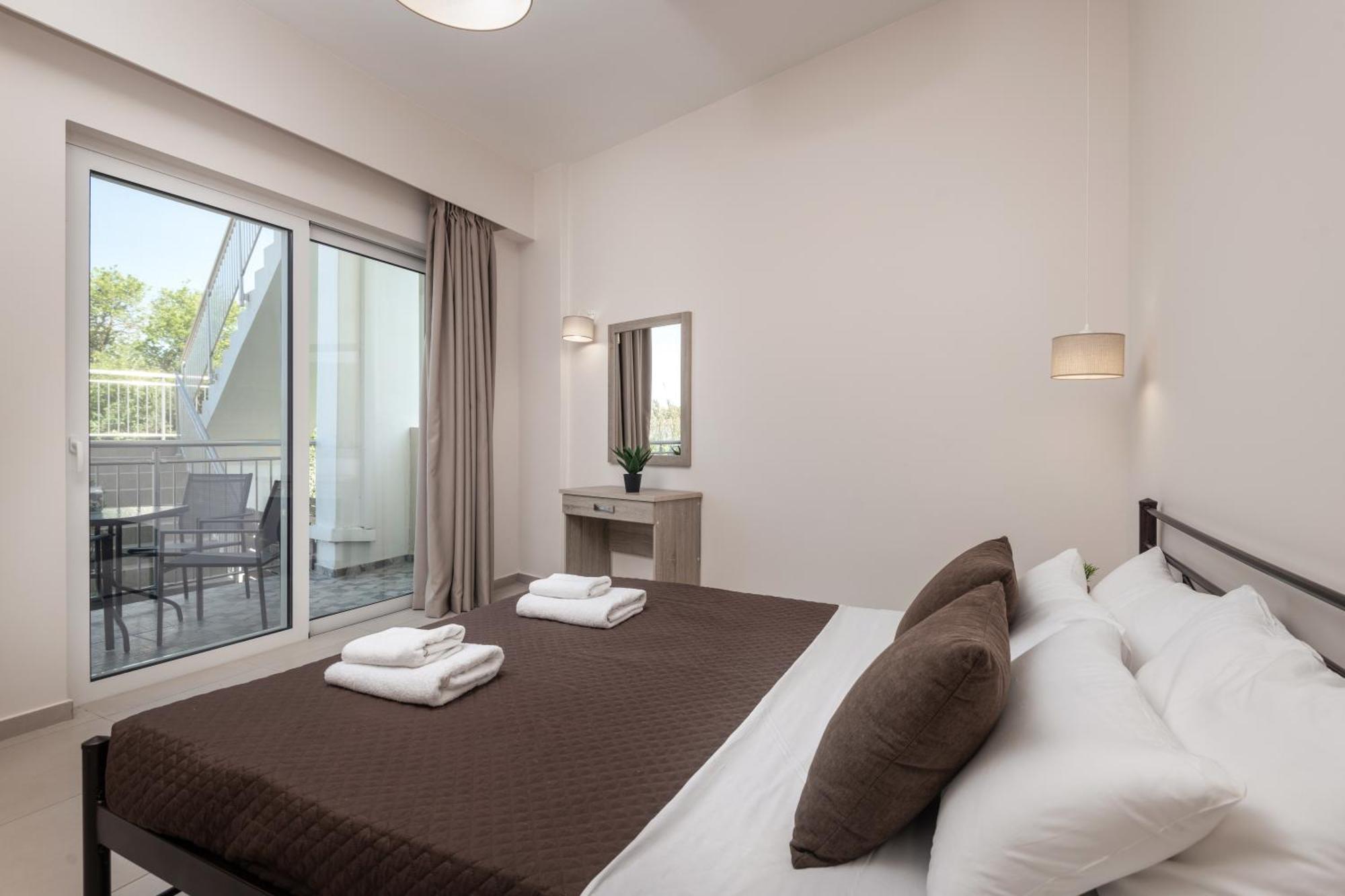 Katsaros Luxury Apts II 5 Min Walk To Beach Τσιλιβί Εξωτερικό φωτογραφία