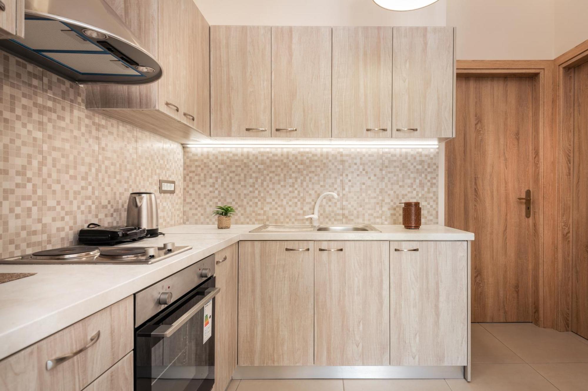 Katsaros Luxury Apts II 5 Min Walk To Beach Τσιλιβί Εξωτερικό φωτογραφία