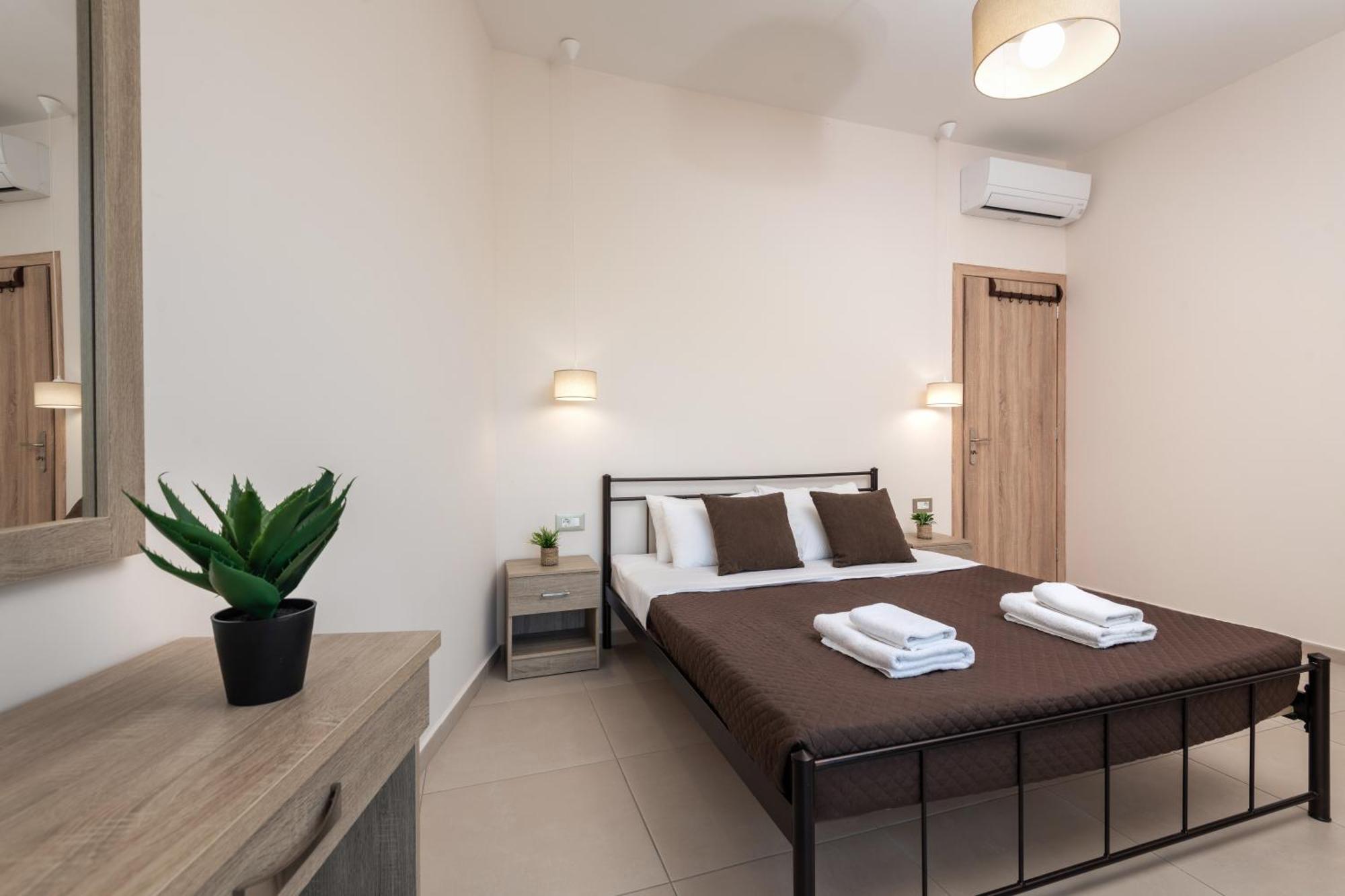 Katsaros Luxury Apts II 5 Min Walk To Beach Τσιλιβί Εξωτερικό φωτογραφία